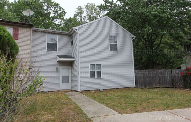 3 Bedroom 1 Bath corner townhouse in Sicklerville NJ - Brittany Wood Section