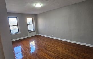 1 bed, 1 bath, 750 sqft, $1,650, Unit Apt 4K