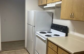 3 beds, 2 baths, 1,067 sqft, $1,700, Unit 1535-104