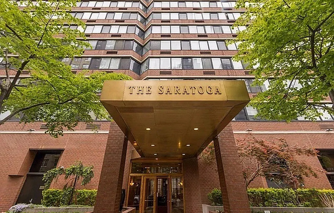 Studio, 1 bath, 550 sqft, $3,650, Unit 4D