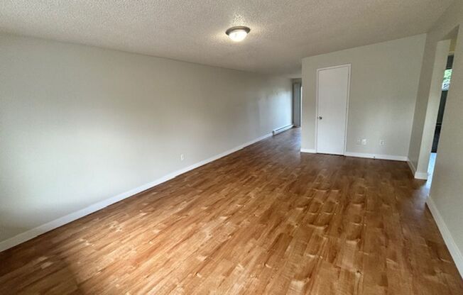 2 beds, 1 bath, $1,650, Unit 64