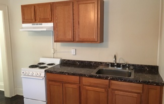 1 bed, 1 bath, 300 sqft, $825, Unit 207