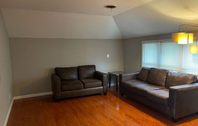 808 N Lincoln Ave