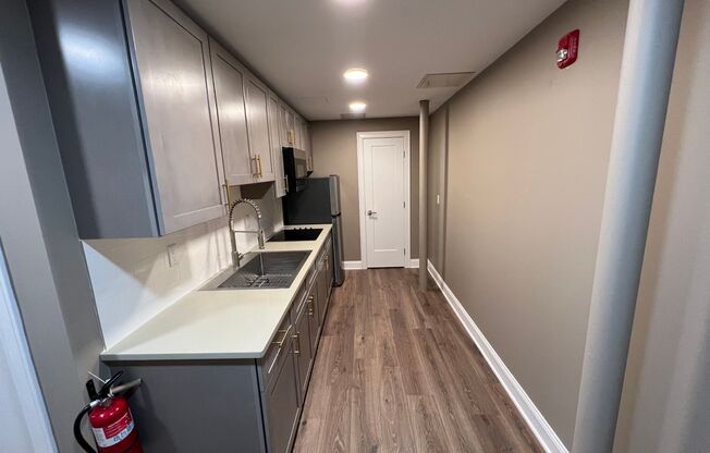 Studio, 1 bath, 600 sqft, $1,850, Unit Studio 2, Lower Level