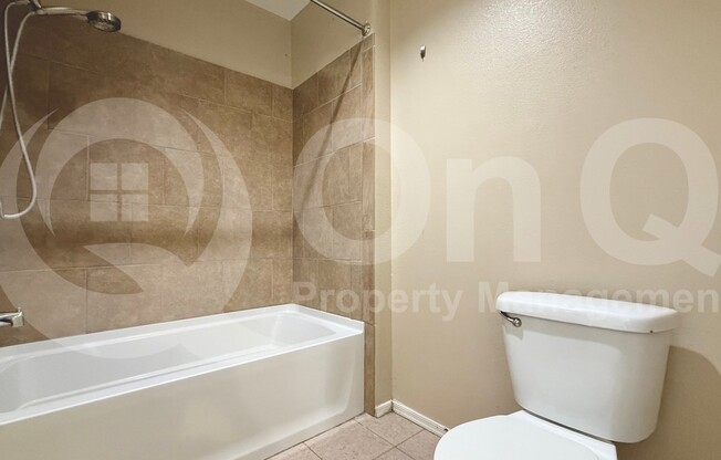 2 beds, 2 baths, 1,083 sqft, $1,595, Unit 2042