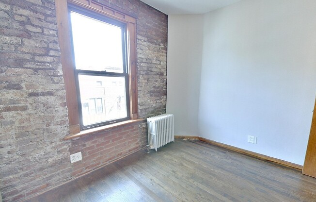 3 beds, 1 bath, $7,495, Unit 6A