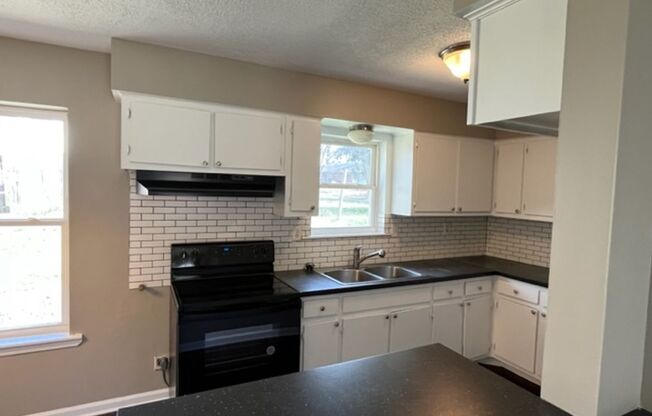 Renovated 4 Bedroom 1 Bath Home for Rent!