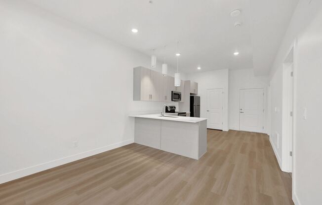 1 bed, 1 bath, $1,200, Unit 308