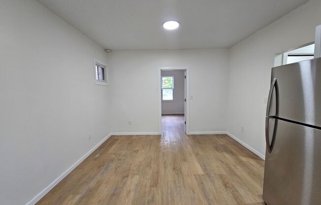 Fully update 1 bedroom 1 bath apartment for rent
