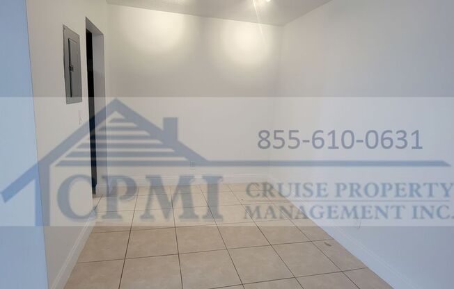 1 bed, 1 bath, 751 sqft, $1,725, Unit 5