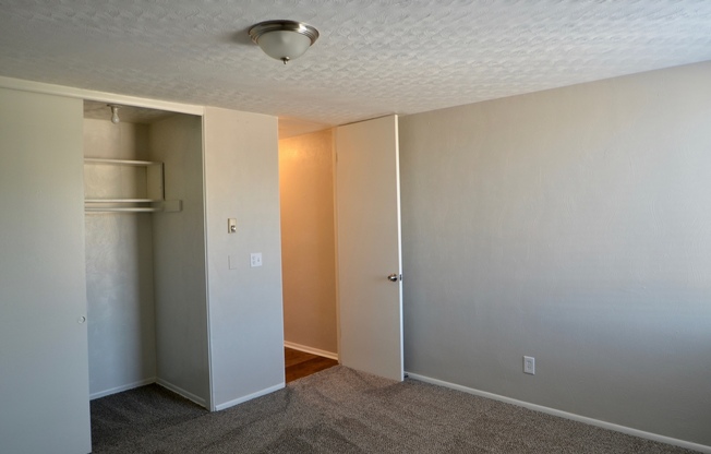 1 bed, 1 bath, 700 sqft, $1,250, Unit 6