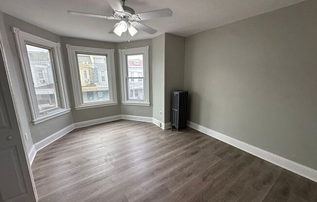 3 beds, 1 bath, $1,550