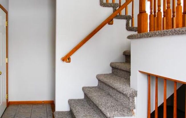 Comfortable and Cozy 3 Bedroom/2 Bath Home