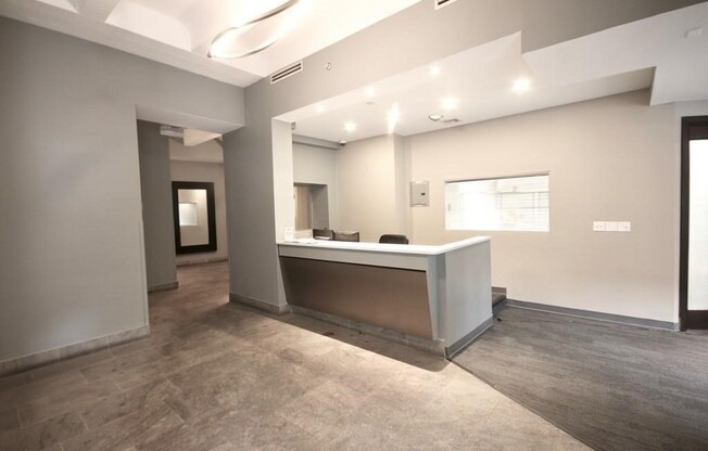 1 bed, 1 bath, 400 sqft, $2,950, Unit 512