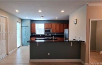 3 beds, 2.5 baths, $3,750