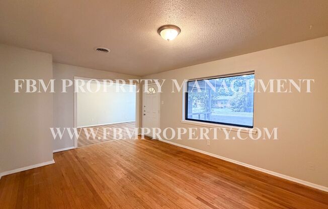 118 Brazos St - 3 Bedroom, 1 Bathroom Home in Garland, TX!