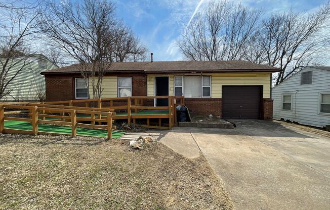 Charming West Tulsa 3 Bed 1.5 Bath House