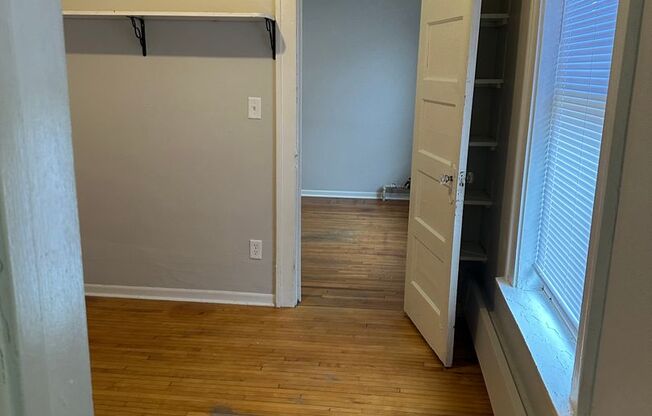 1 bed, 1 bath, 560 sqft, $1,195, Unit 306