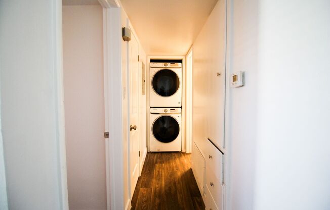 1 bed, 1 bath, 800 sqft, $1,295, Unit 08