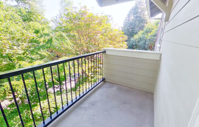 3 beds, 1.5 baths, 848 sqft, $2,400, Unit 307