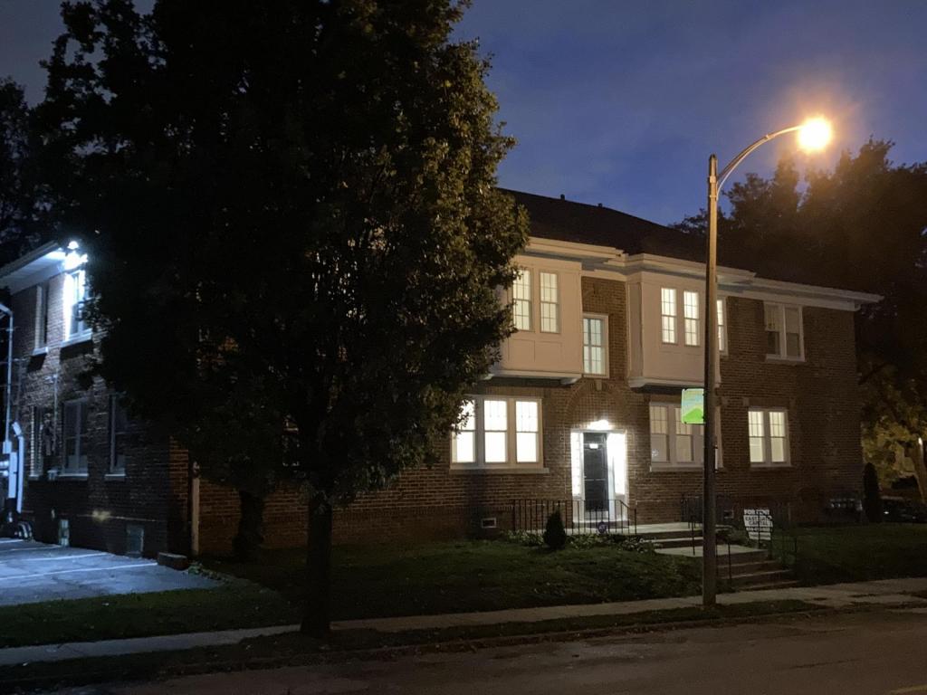 2309 E Locust Street Unit 1