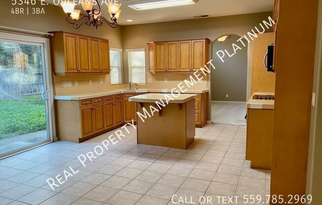 4 beds, 3 baths, 2,900 sqft, $2,795