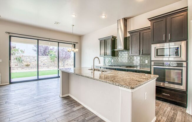 Beautiful Westside home with 3 bed-2 baths plus an office with beautiful backyard.