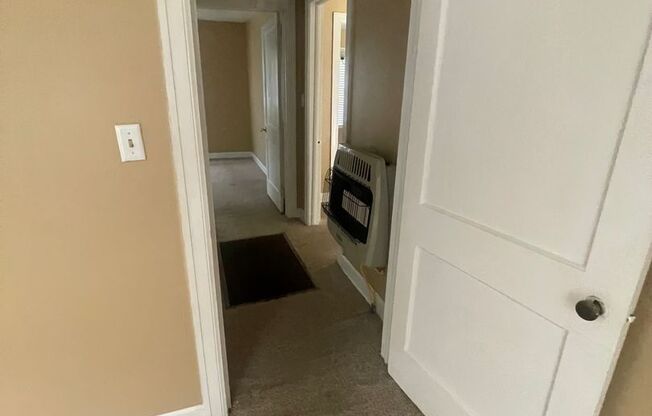 2 beds, 1 bath, $850