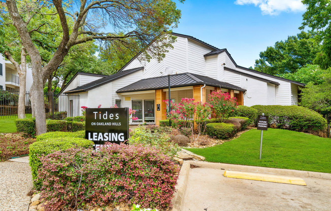 the preserve at ballantyne commons community building