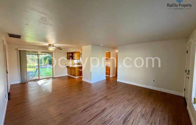 11430 SW 121 AVE