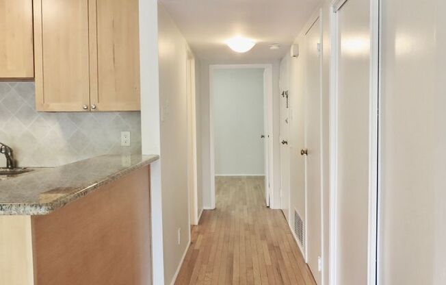 1 bed, 1 bath, $2,975, Unit 4