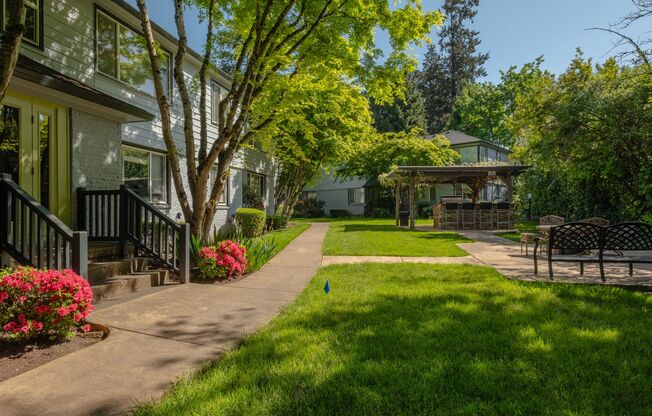 1 bed, 1 bath, 700 sqft, $1,600, Unit 10