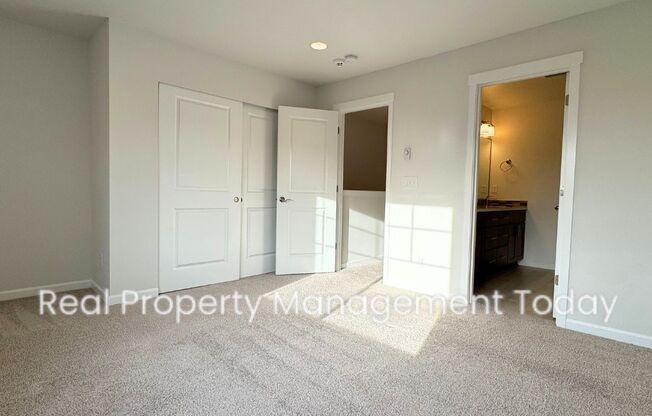 2 beds, 2.5 baths, $2,795