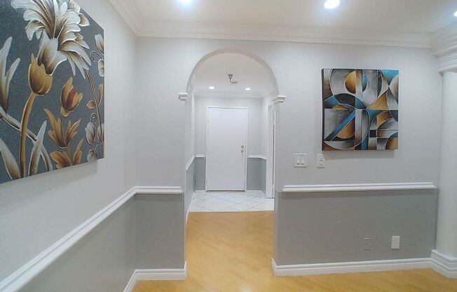 2 beds, 2 baths, 910 sqft, $2,595, Unit 410