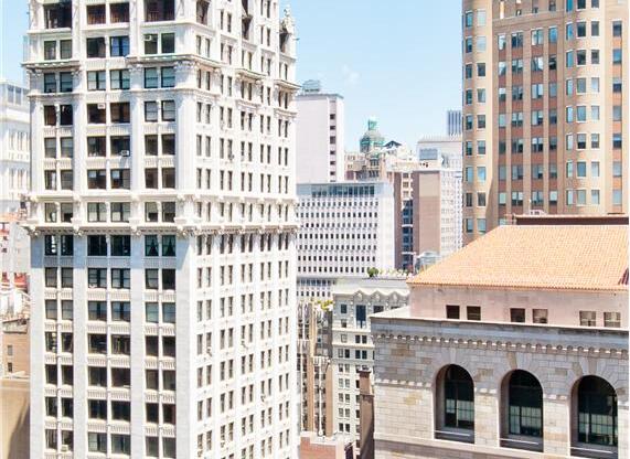 20 Pine St Apt 1411