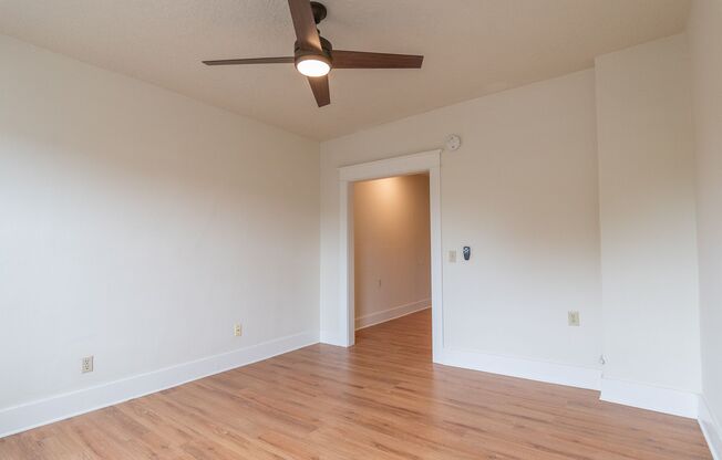 6020 Glisan Apartments