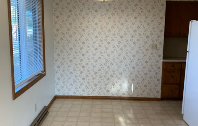 2 beds, 1.5 baths, $1,200