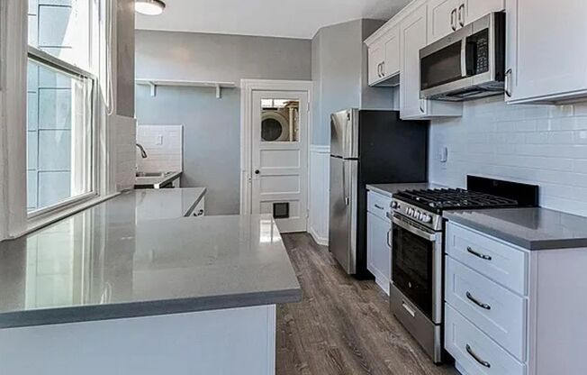 2275-2281 Chestnut Street (757rc)