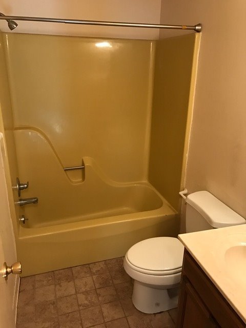 2 beds, 1 bath, 1,200 sqft, $775