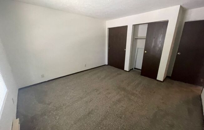 2 beds, 1 bath, 900 sqft, $979, Unit Unit C