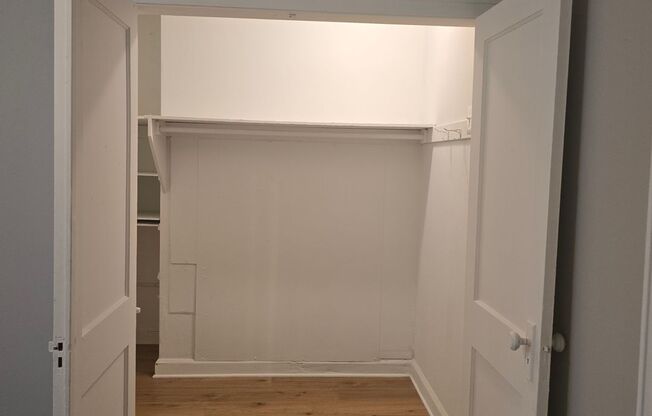Studio, 1 bath, $725, Unit 117