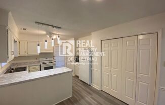 2 beds, 1 bath, $1,350