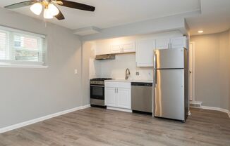 Studio, 1 bath, 750 sqft, $850, Unit 3569 Davenport St-Unit 15