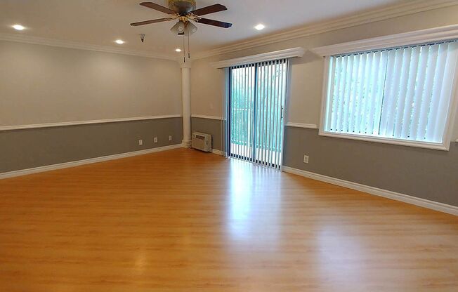2 beds, 2 baths, 940 sqft, $2,950, Unit 515
