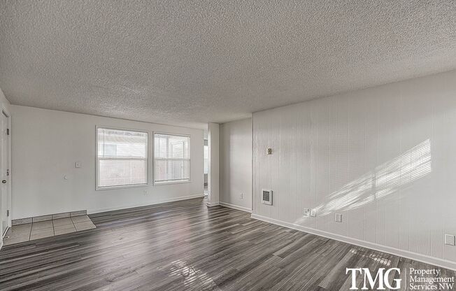 1559 NE 201st Ave Unit 105