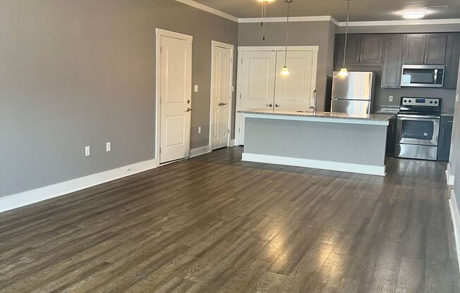 1 bed, 1 bath, 954 sqft, $1,195, Unit U208