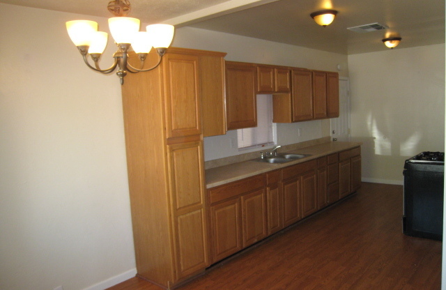 3 beds, 1 bath, $1,575