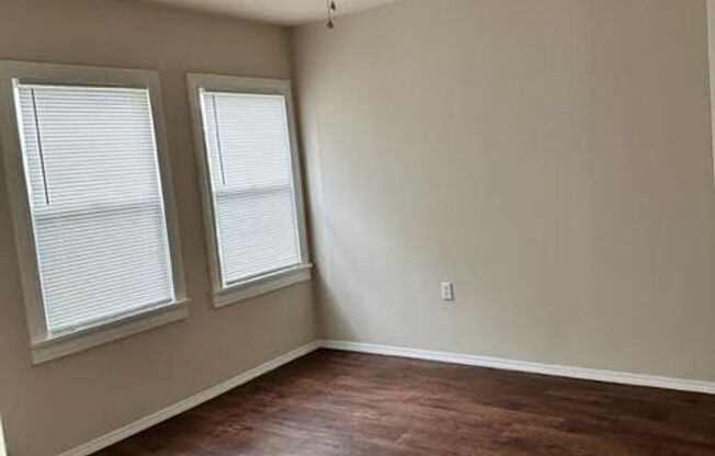 1 bed, 1 bath, $800