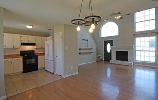 3 beds, 2 baths, $1,550