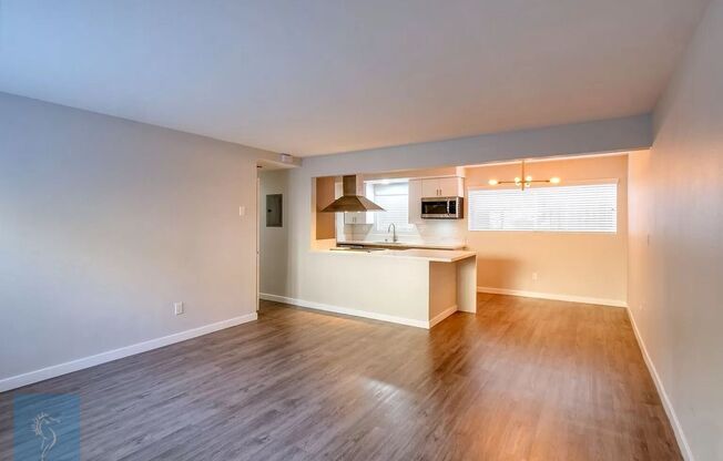 2 beds, 1.5 baths, 1,000 sqft, $3,695